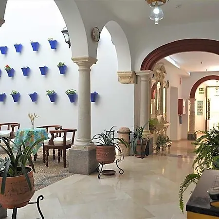 Hotel Marisa 2*